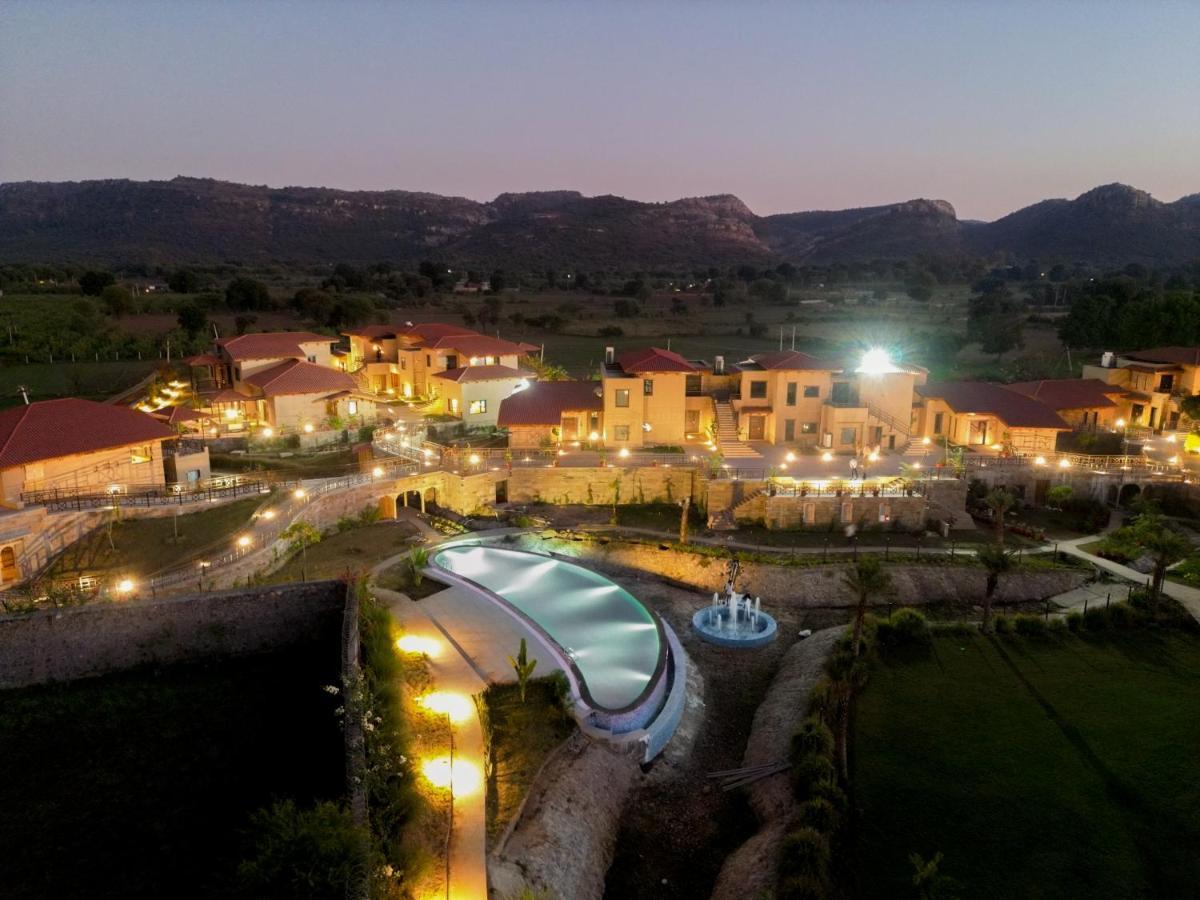 סוואי מדופור Aamaghati Wildlife Resort, Ranthambore מראה חיצוני תמונה